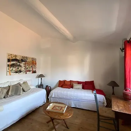 Appartement Loft Max & Djeco Climatise + Parking Nîmes