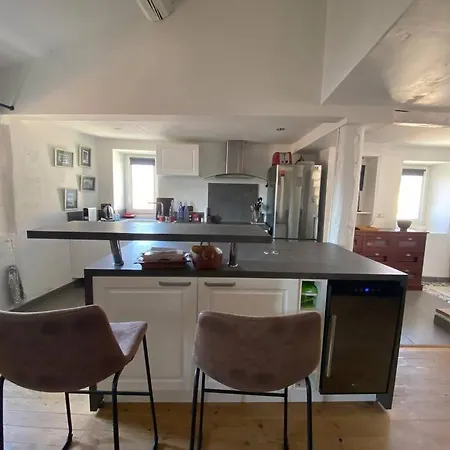 Loft Max & Djeco Climatise + Parking Appartement
